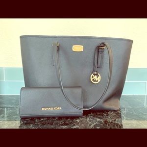 Michael Kors bag and wallet